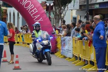 El teldense Saúl Castro gana con autoridad la XXX Carrera Popular Paco Artiles (Foto Francisco Javier Santana y TA)